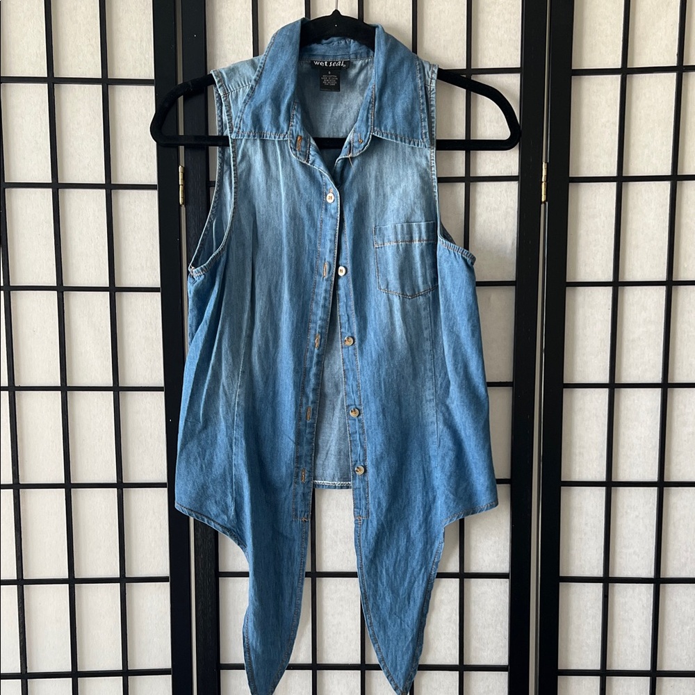 Wet Seal Denim Sleeveless Button-Down Shirt